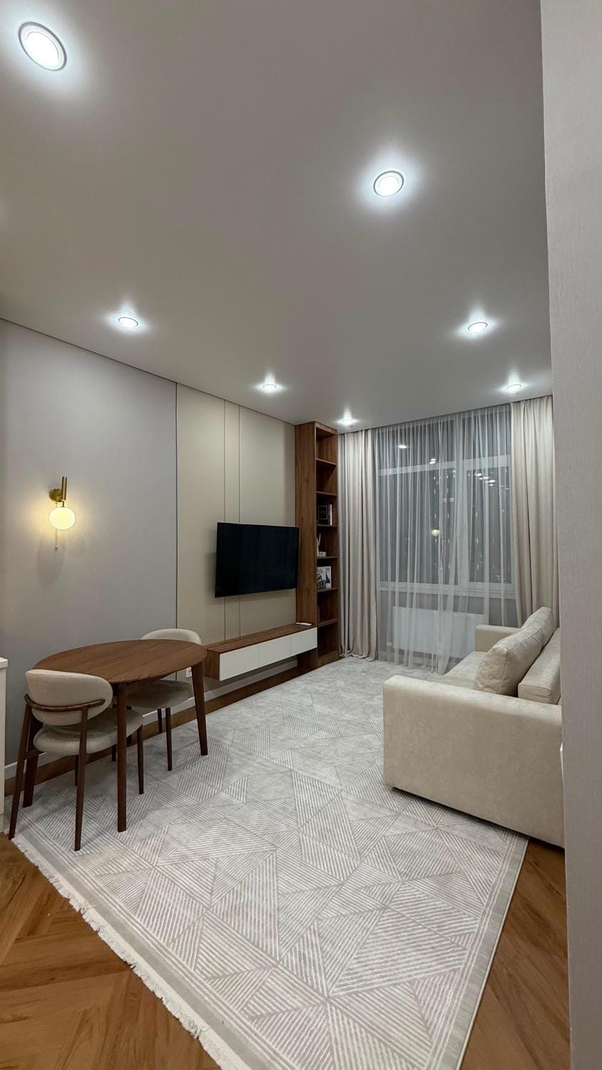 Современная квартира рядом с Астана Арена и Ботаническим садом Apartment in Kazakhstan