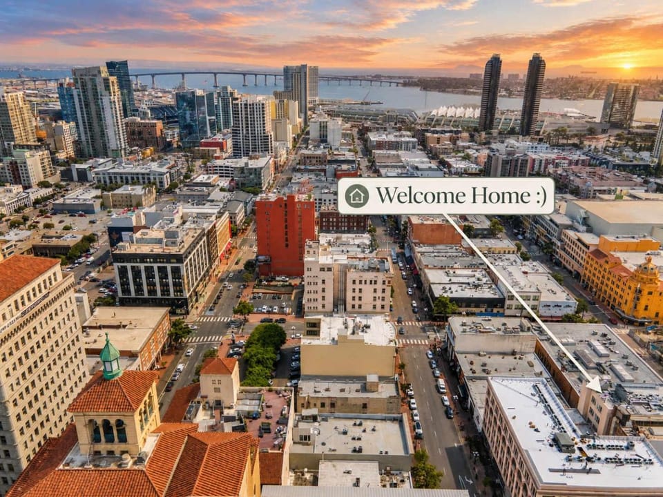 Modern Downtown Stay Near Top Attractions Apartment in Gaslamp Quarter
