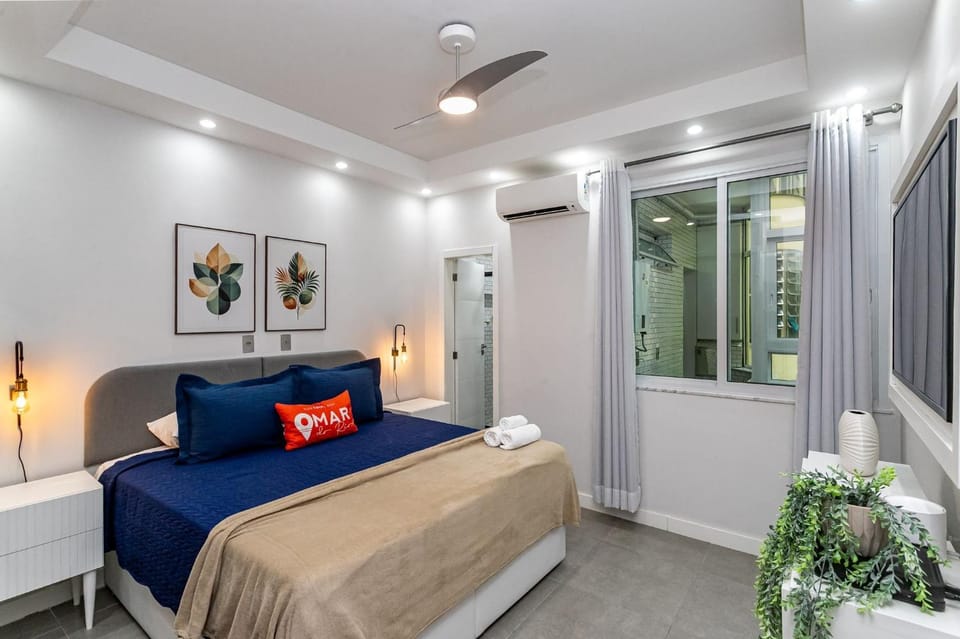 Sophisticated 3BDR 2 Min from the Beach|AS 130/502 Apartment in Rio de Janeiro