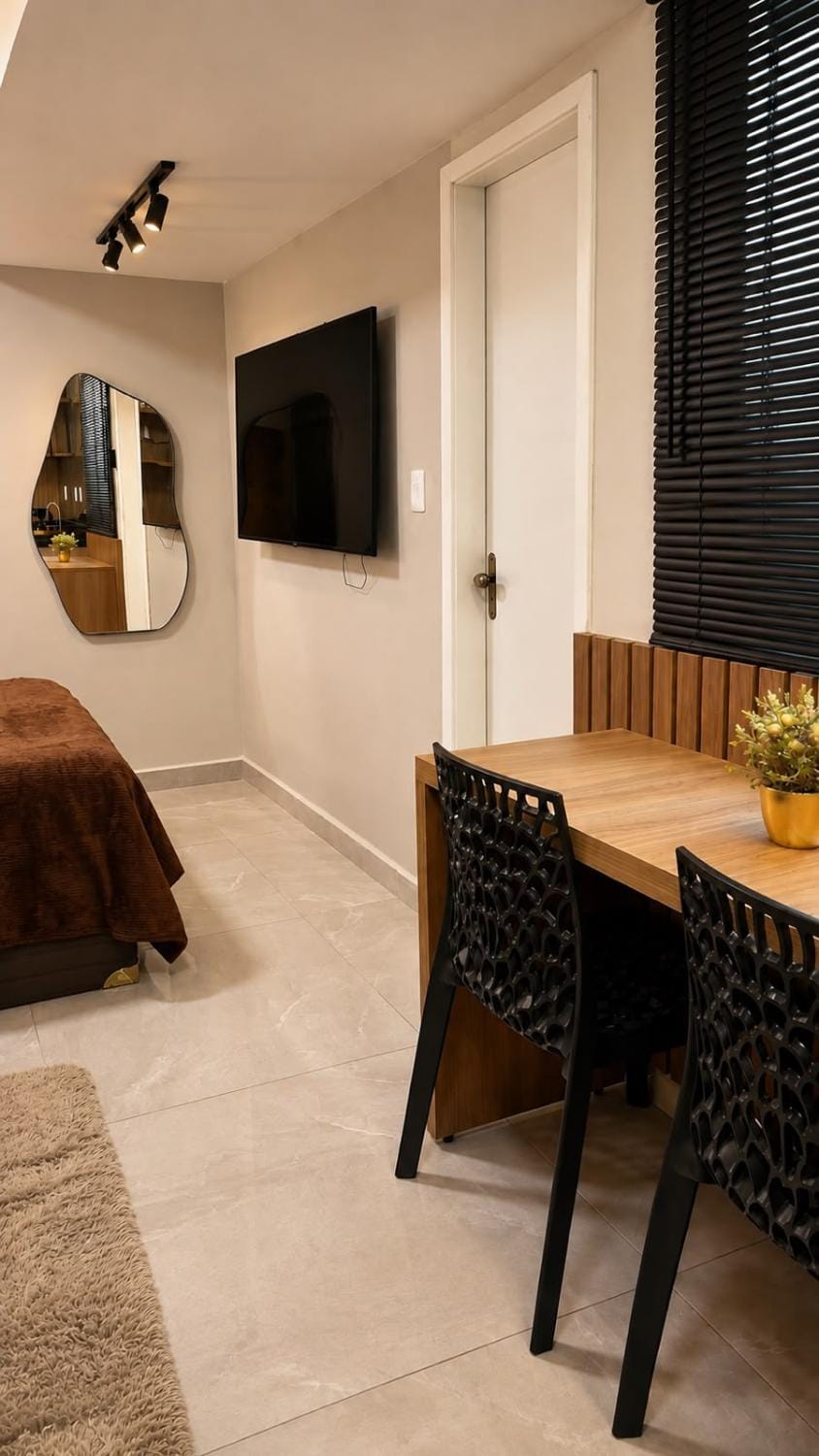 Bedroom, kitchen