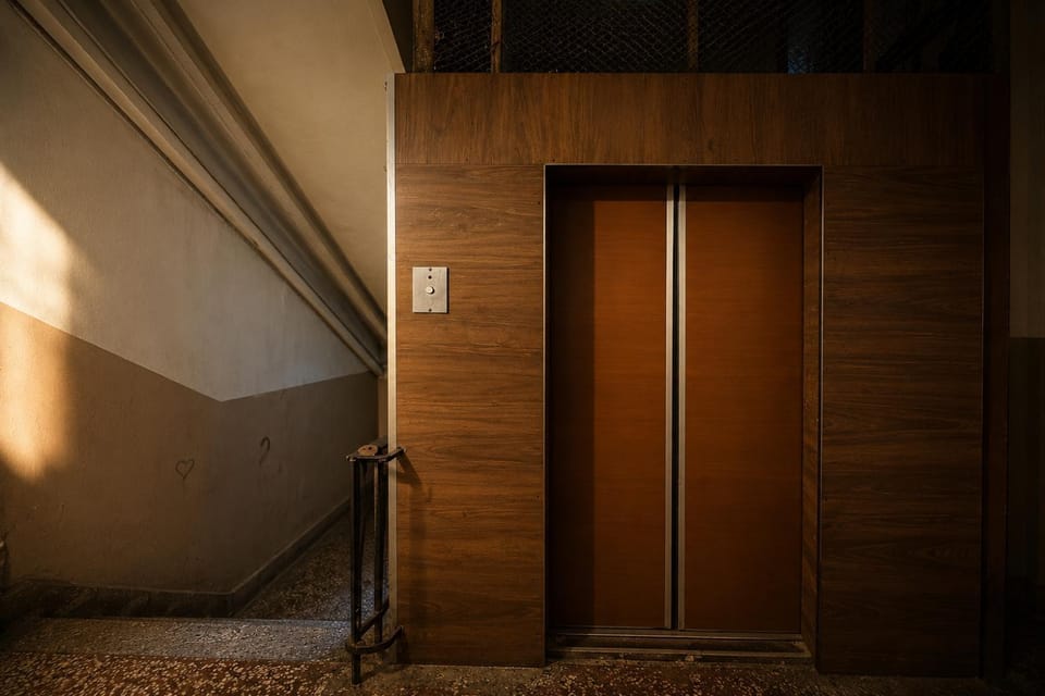 wardrobe, elevator