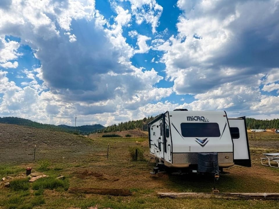 Modern Camper with Kitchen, Shower, AC Campground/ 
RV Resort in Park County