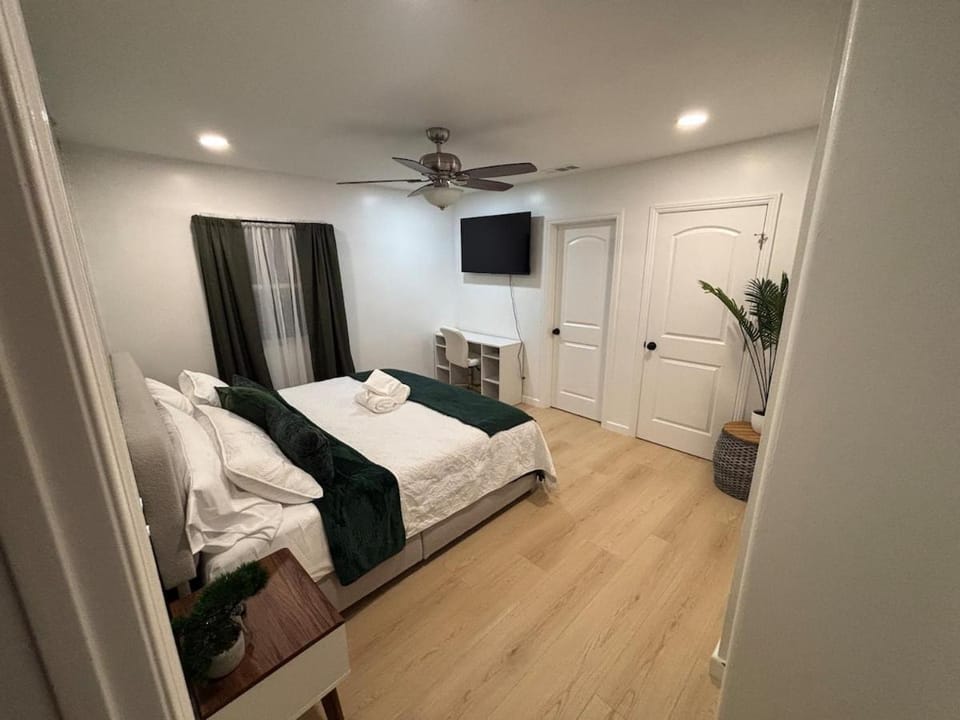 Your ideal stay near Disney House in Placentia