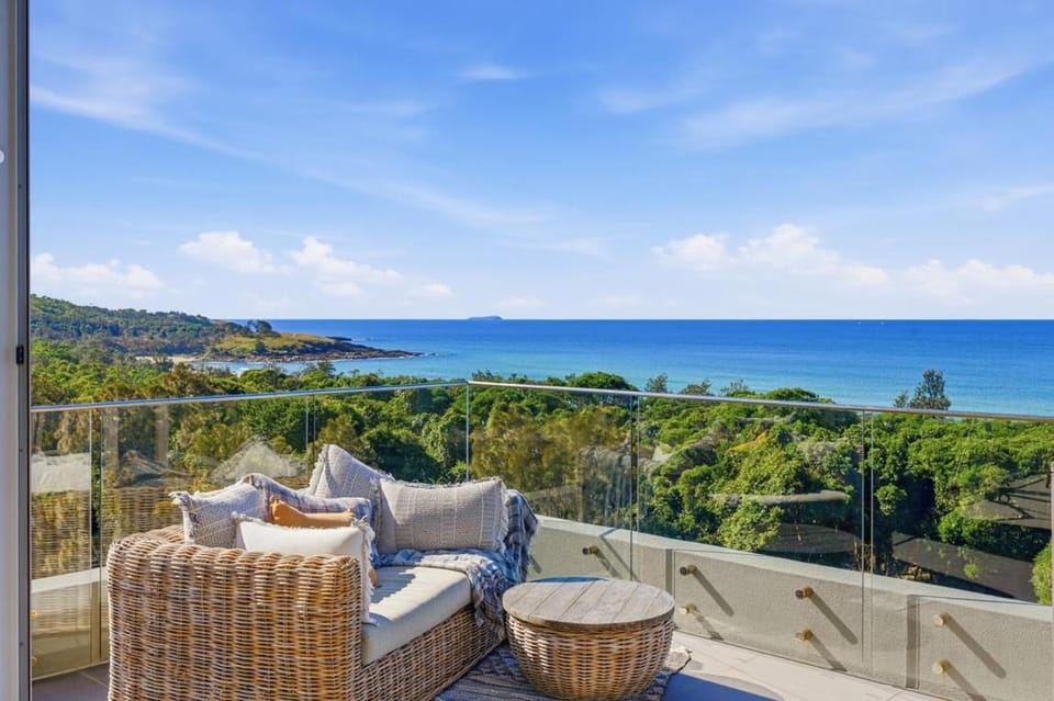 Kai - Penthouse Luxury with breathtaking Ocean views Apartment in Coffs Harbour