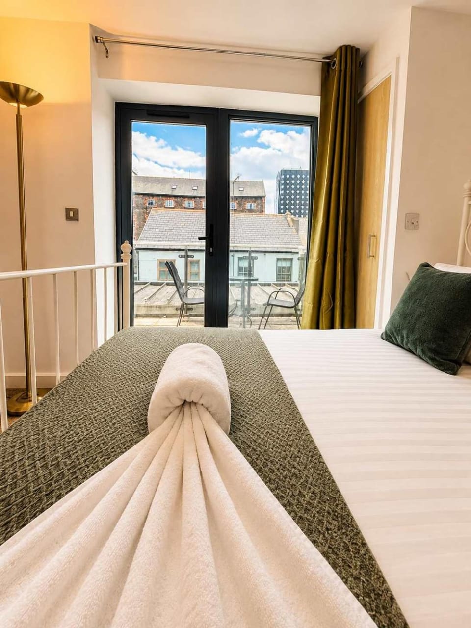 Bed, View (from property/room), Balcony/Terrace, Photo of the whole room, Bedroom, towels