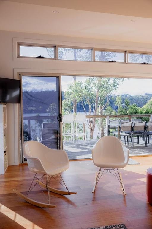 Waterfront at Eggs and Bacon Bay "theshack 84" House in Tasmania