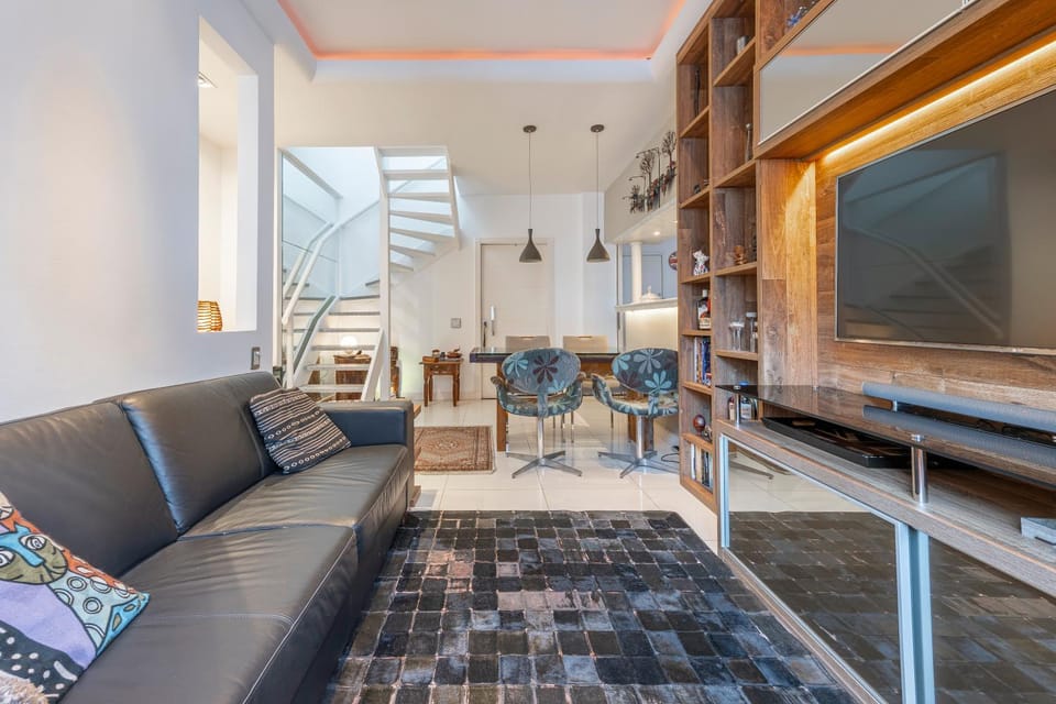 Communal lounge/ TV room, Seating area, Dining area