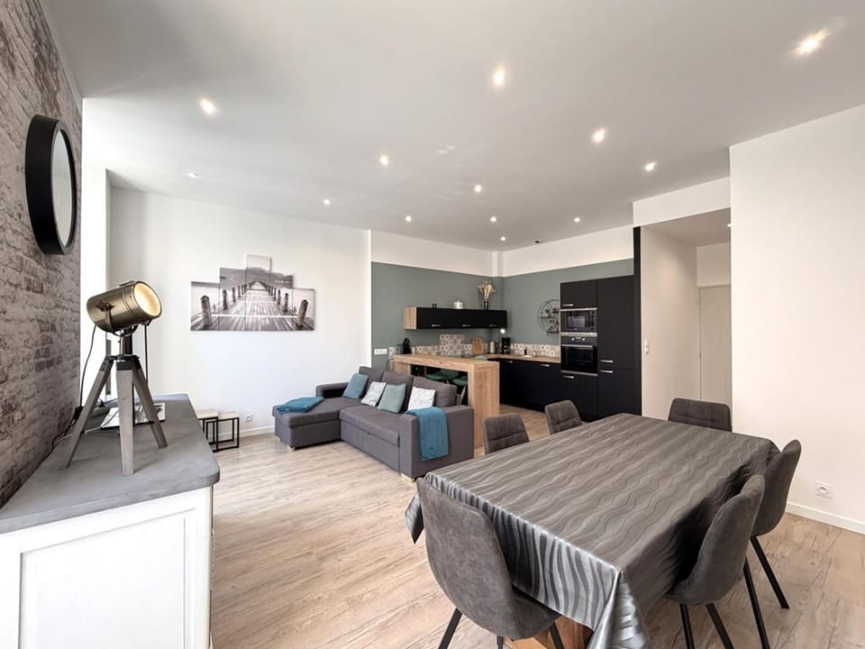 Appartement cosy en centre-ville avec WIFI - 6 pers. Apartment in Auvergne-Rhône-Alpes