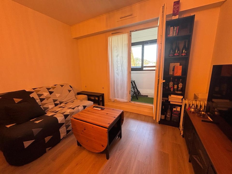 Appartement charmant proche mer - 4 pers. - FR-1-712-110 Apartment in Blonville-sur-Mer