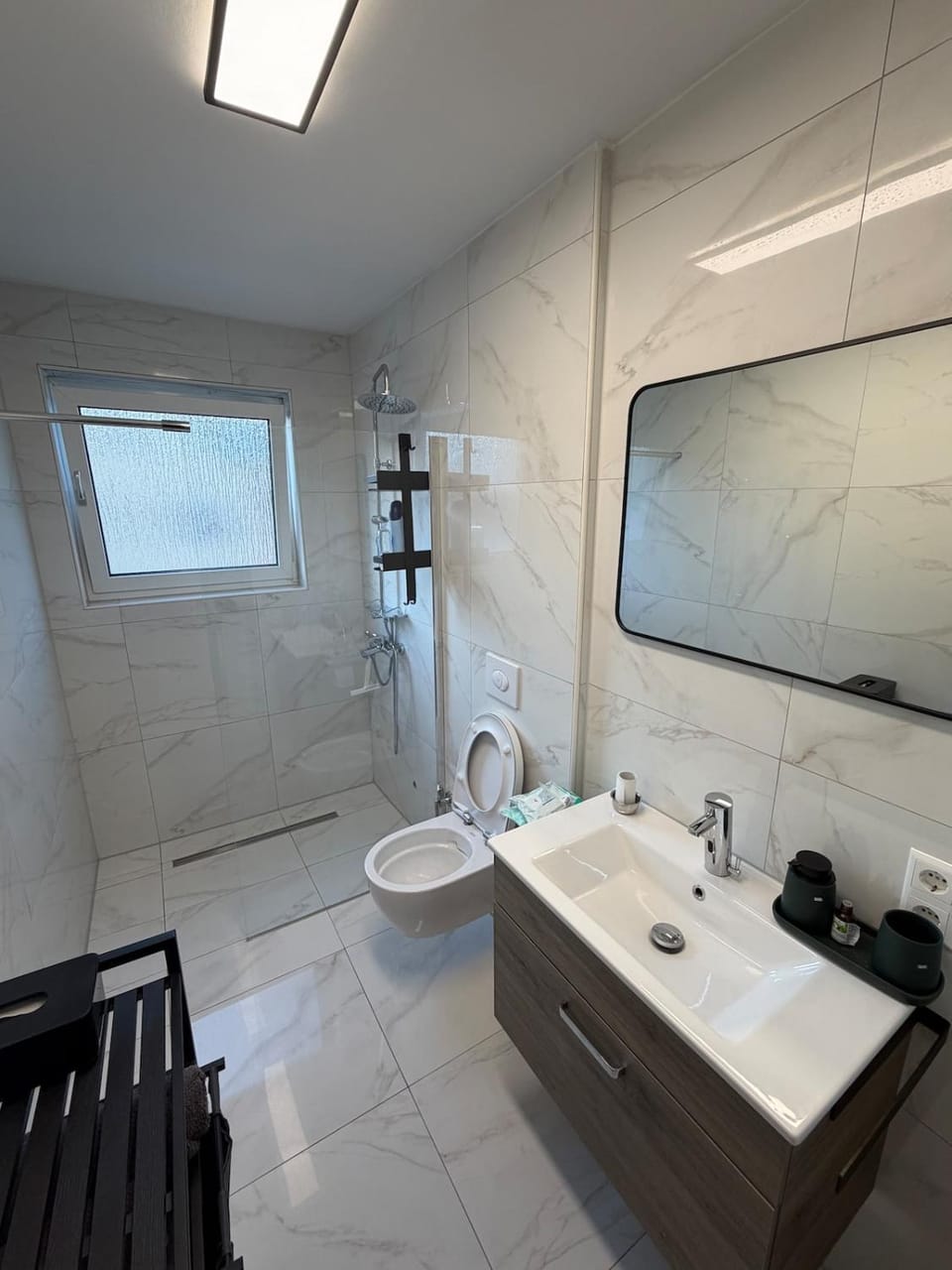 Zentrale 3-Zimmer-Wohnung mit Balkon - bis 5 Gäste Apartment in Ludwigsburg