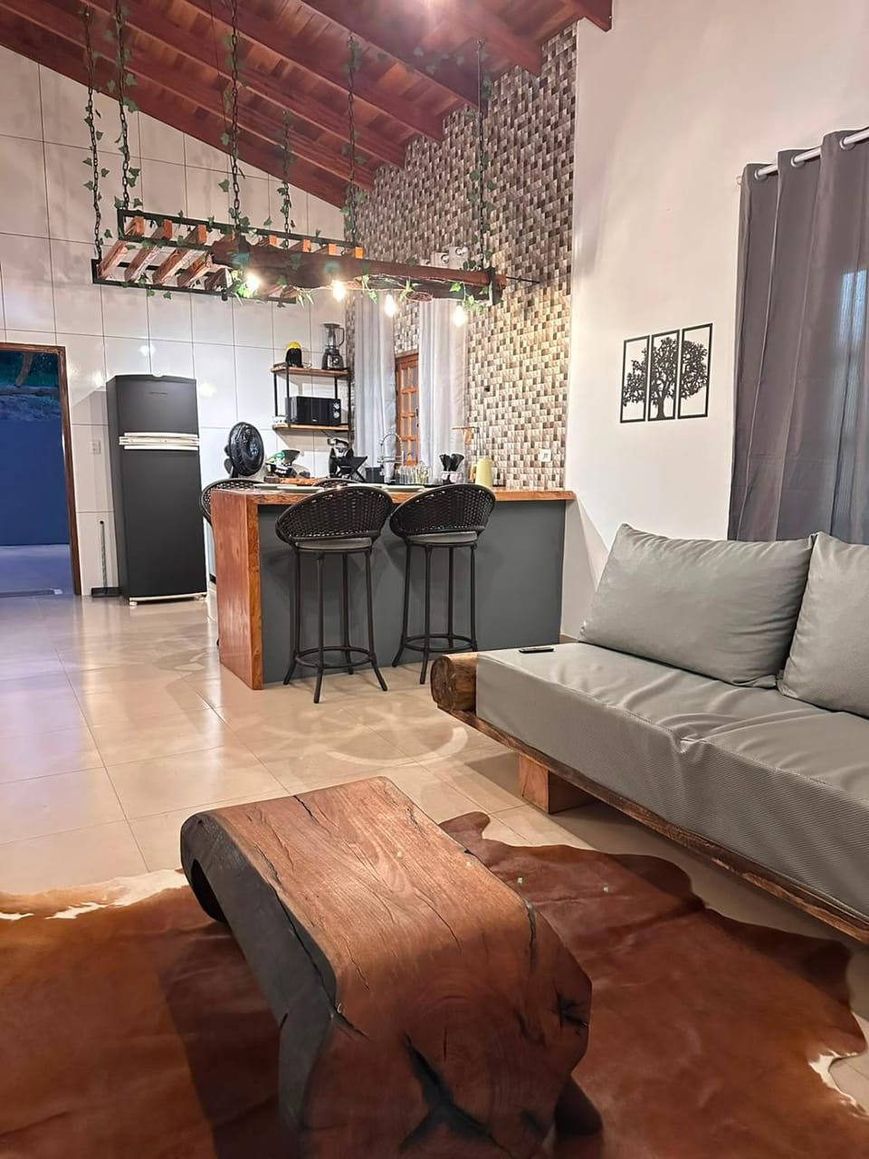 Kitchen or kitchenette, Living room, Seating area, Dining area, pet friendly, stove