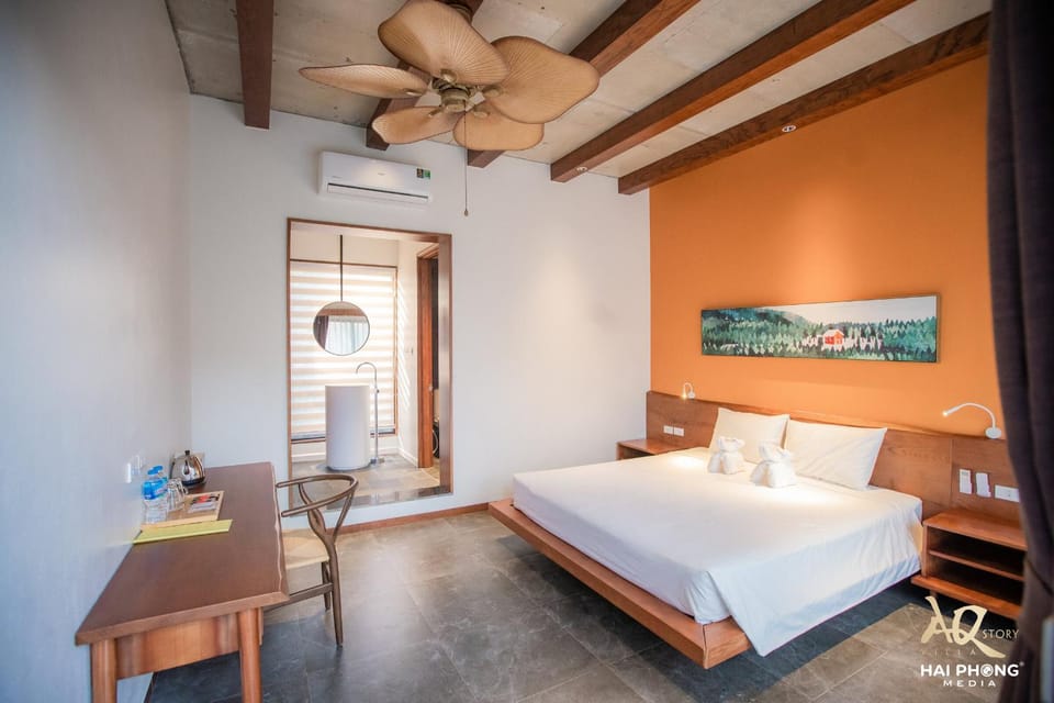 Bed, Photo of the whole room, Bedroom, air conditioner