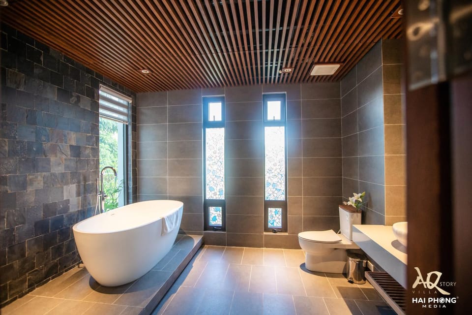 Toilet, Bathroom, Bath