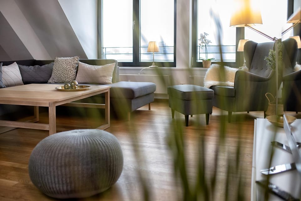 View (from property/room), Living room, Sea view, Family