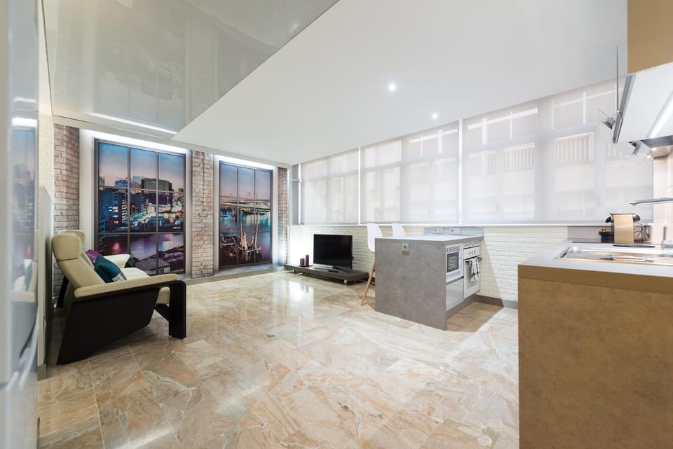 Kitchen or kitchenette, Living room