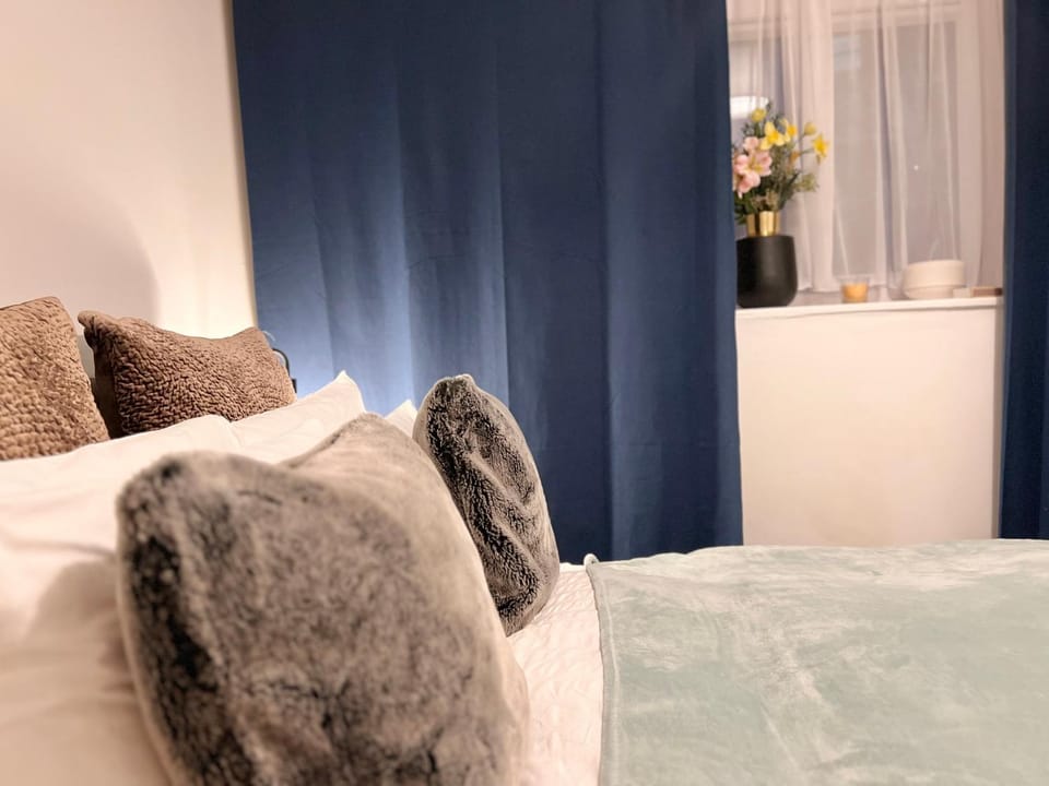 2bed Ap at Canada Water-London Bridge-Canary wharf -Waterlo Apartment in London Borough of Southwark