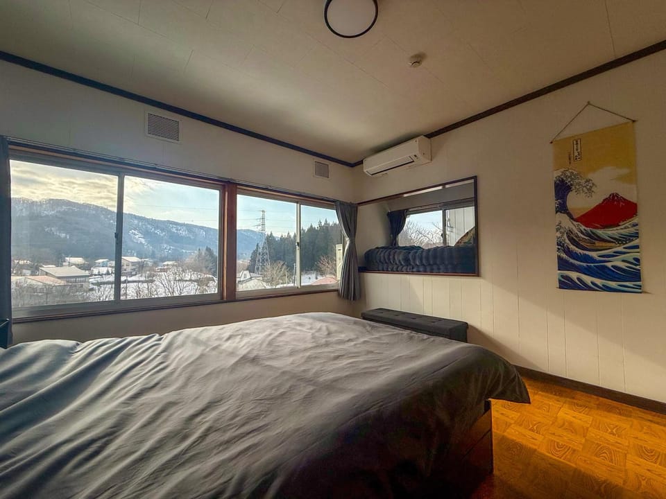 Myoko Arai Powder House House in Japan