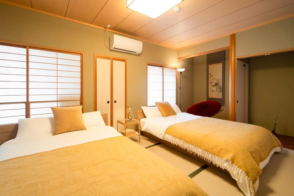 Bed, Bedroom, air conditioner