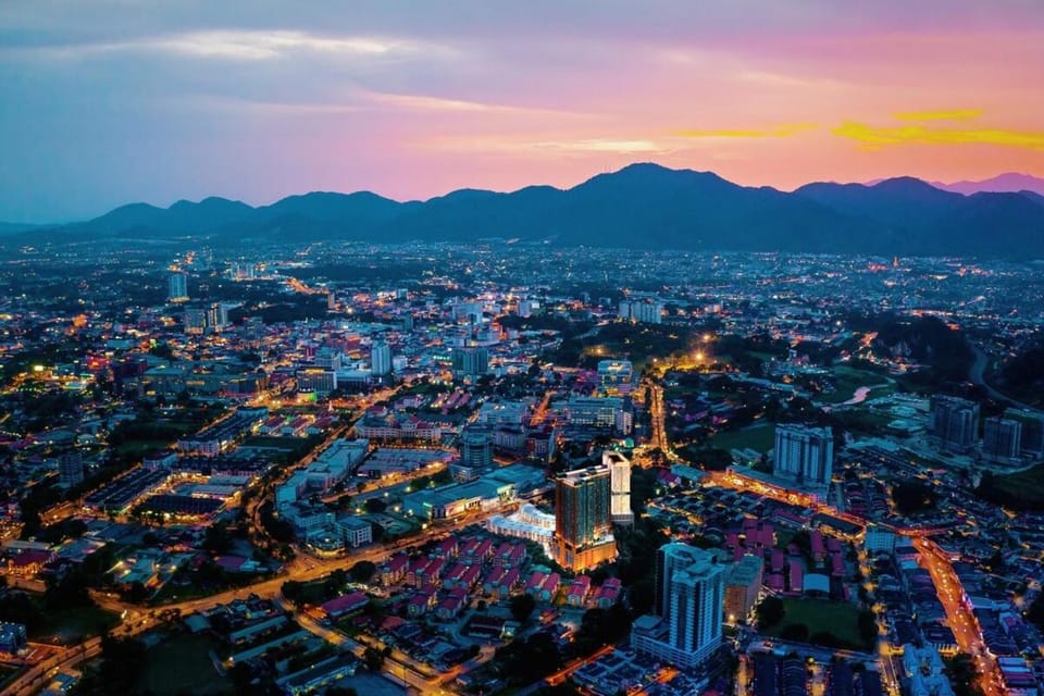 Nearby landmark, Natural landscape, City view, Mountain view