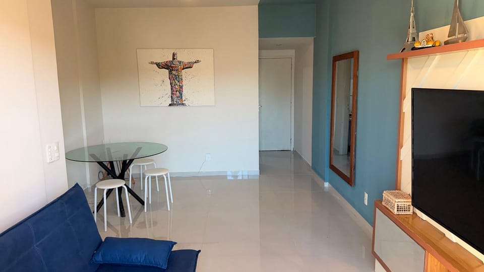 Atravessou a Rua, Chegou na Praia! | 8 Hóspedes Apartment in Cabo Frio