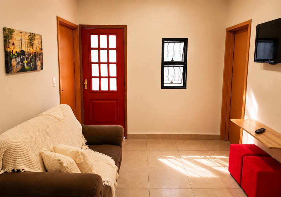Living room, Seating area, Dining area, pet friendly