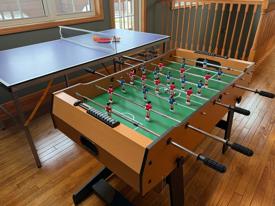 Game Room, Table tennis