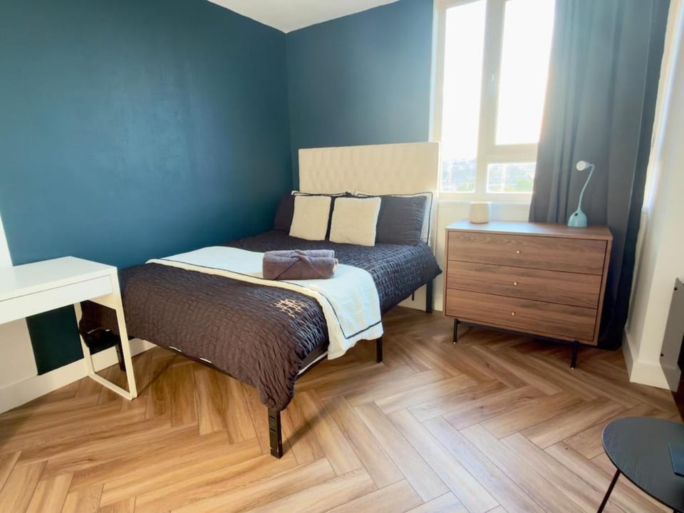 Stylish Penthouse 3BR 3Bath 6 Guest Old Street - Pets - Wifi - Parking Apartment in London Borough of Islington