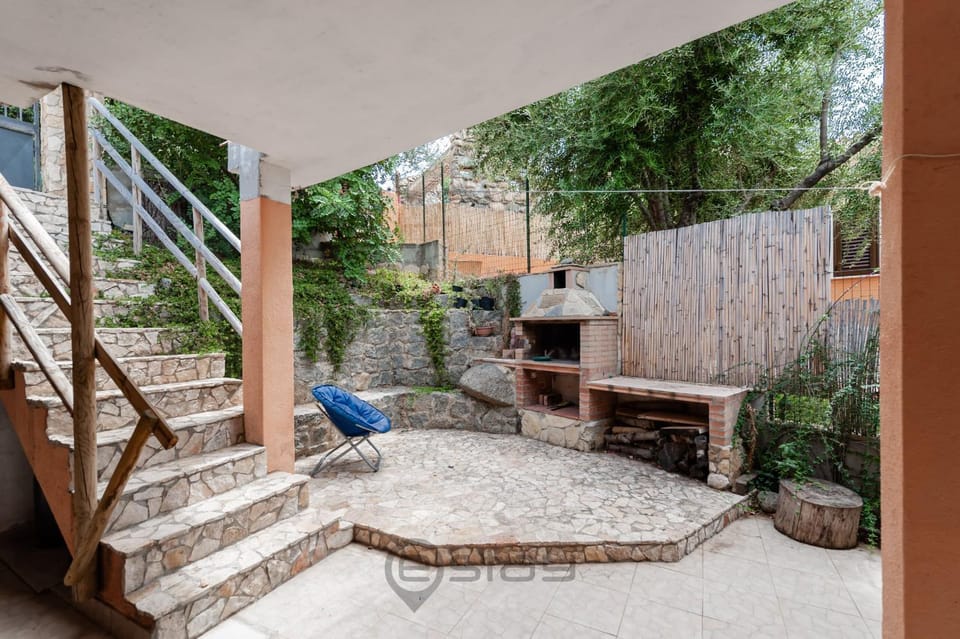 Estay - Casa Nicole - Near the beach & BBQ House in Geremeas