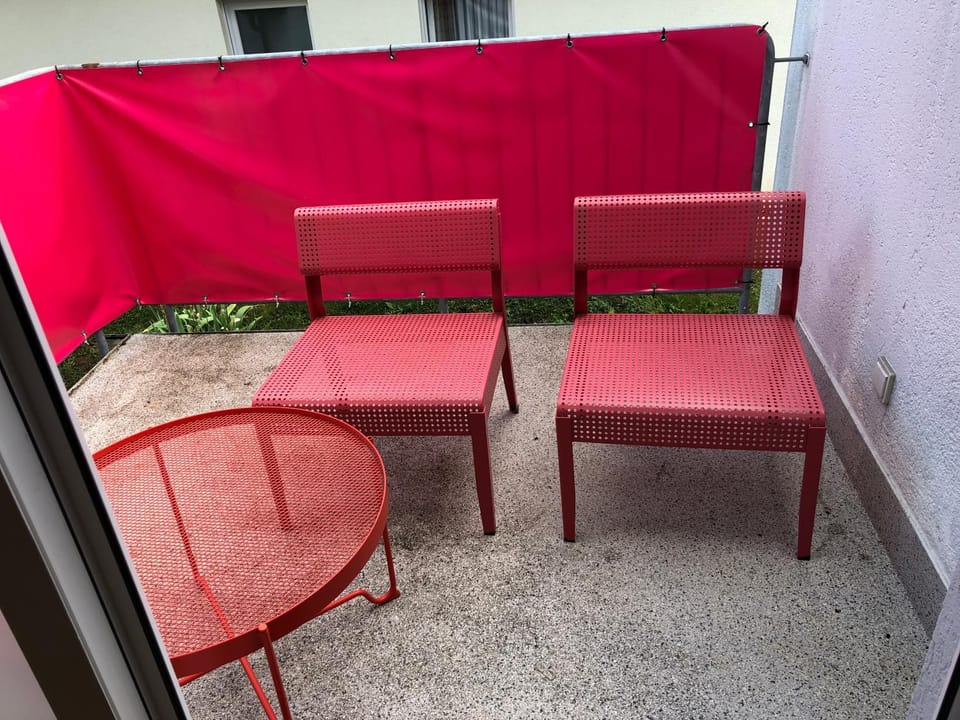 Neighbourhood, Balcony/Terrace, Non alcoholic drinks, Inner courtyard view