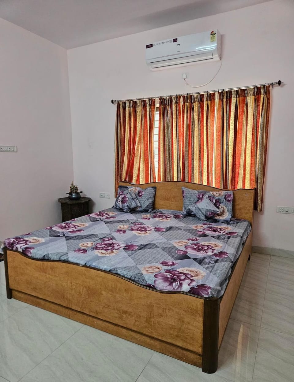 Gayatri Villa - Sunlit & Cozy 2BHK Home Stay Apartment in India