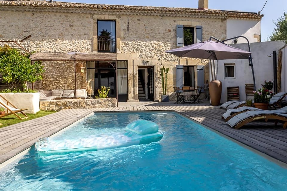 Property building, Swimming pool