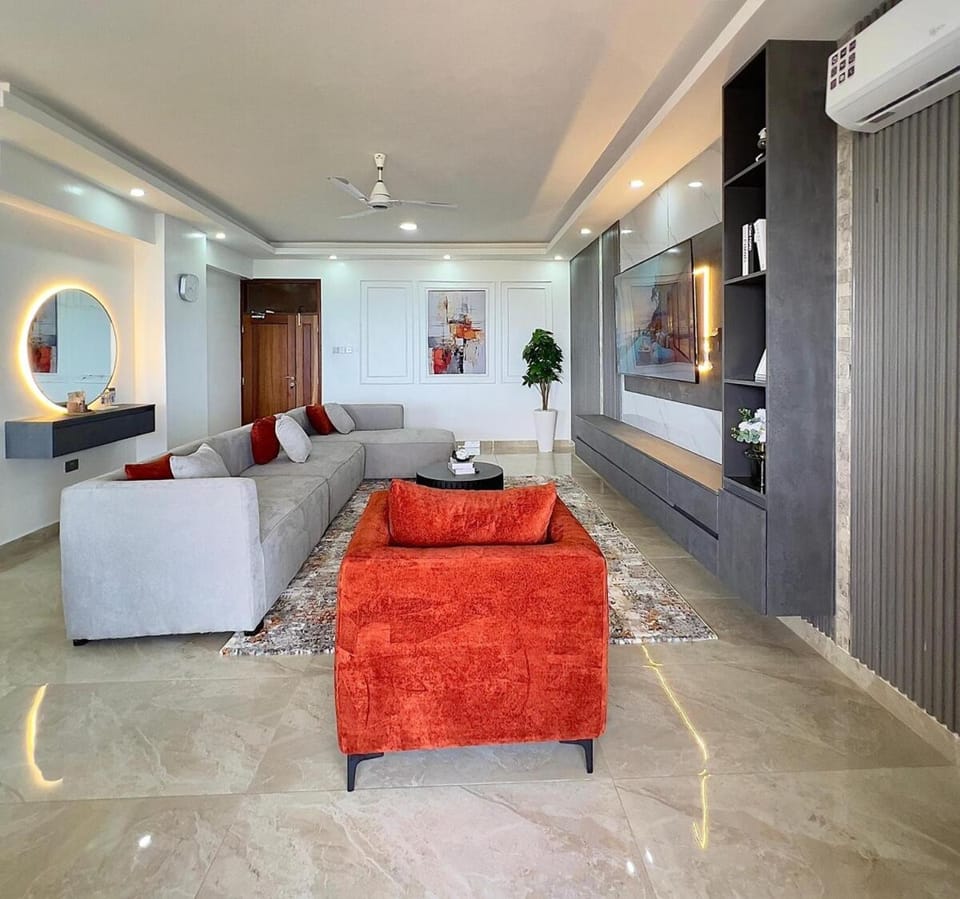 Panoramic Sea view Penthouse AirCon Pool, Gym, Beach Apartment in Mombasa County