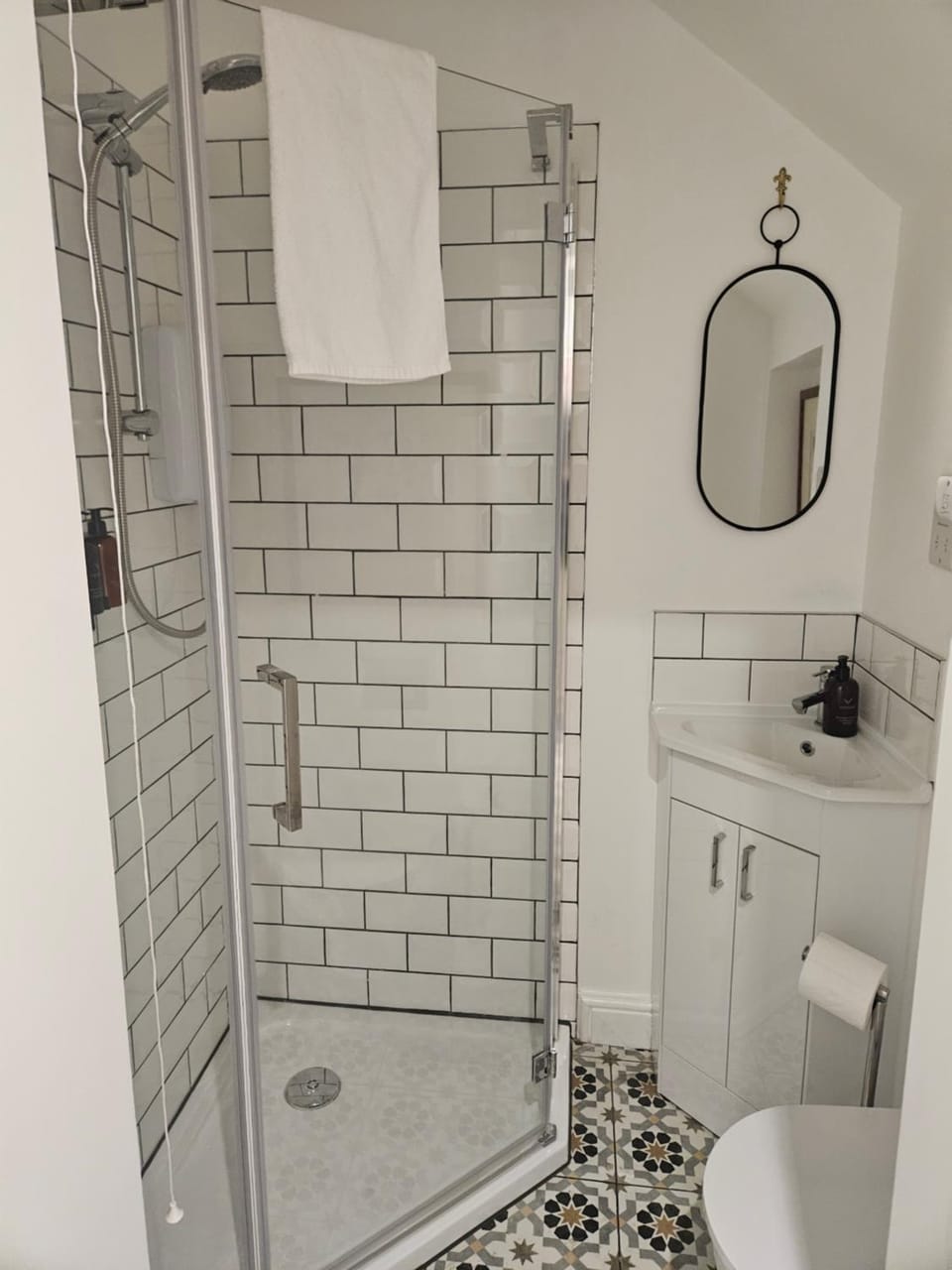 Shower, Toilet, Bathroom