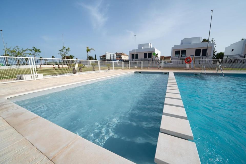Apartamento Premium Piscina y Terraza a 50 m de la Playa Apartment in Valencian Community