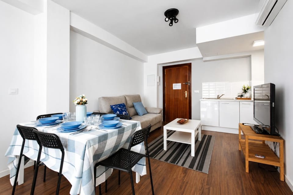 Kitchen or kitchenette, Living room, Dining area