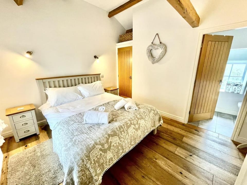 Idyllic Hayloft tucked away in the centre of Hawes House in Hawes