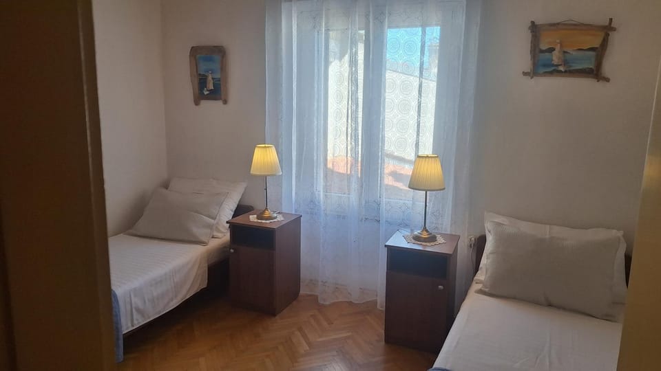 Holiday Home Leonida House in Dubrovnik-Neretva County