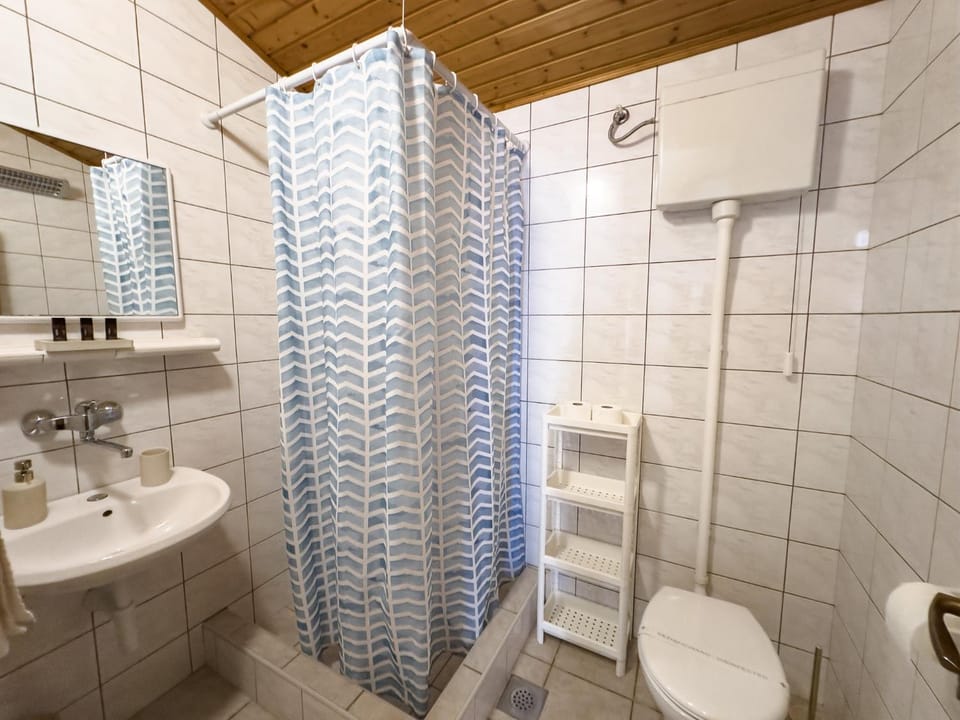 Holiday Home Leonida House in Dubrovnik-Neretva County