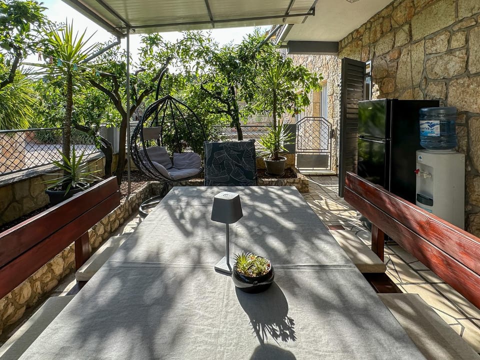 Holiday Home Leonida House in Dubrovnik-Neretva County