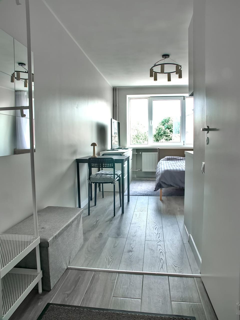 Bed, Living room, Photo of the whole room, Seating area, Dining area, Bedroom