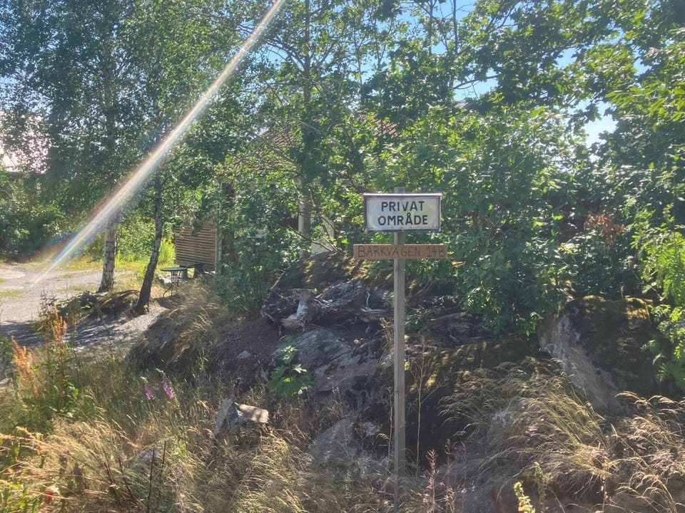 Garden view, Street view