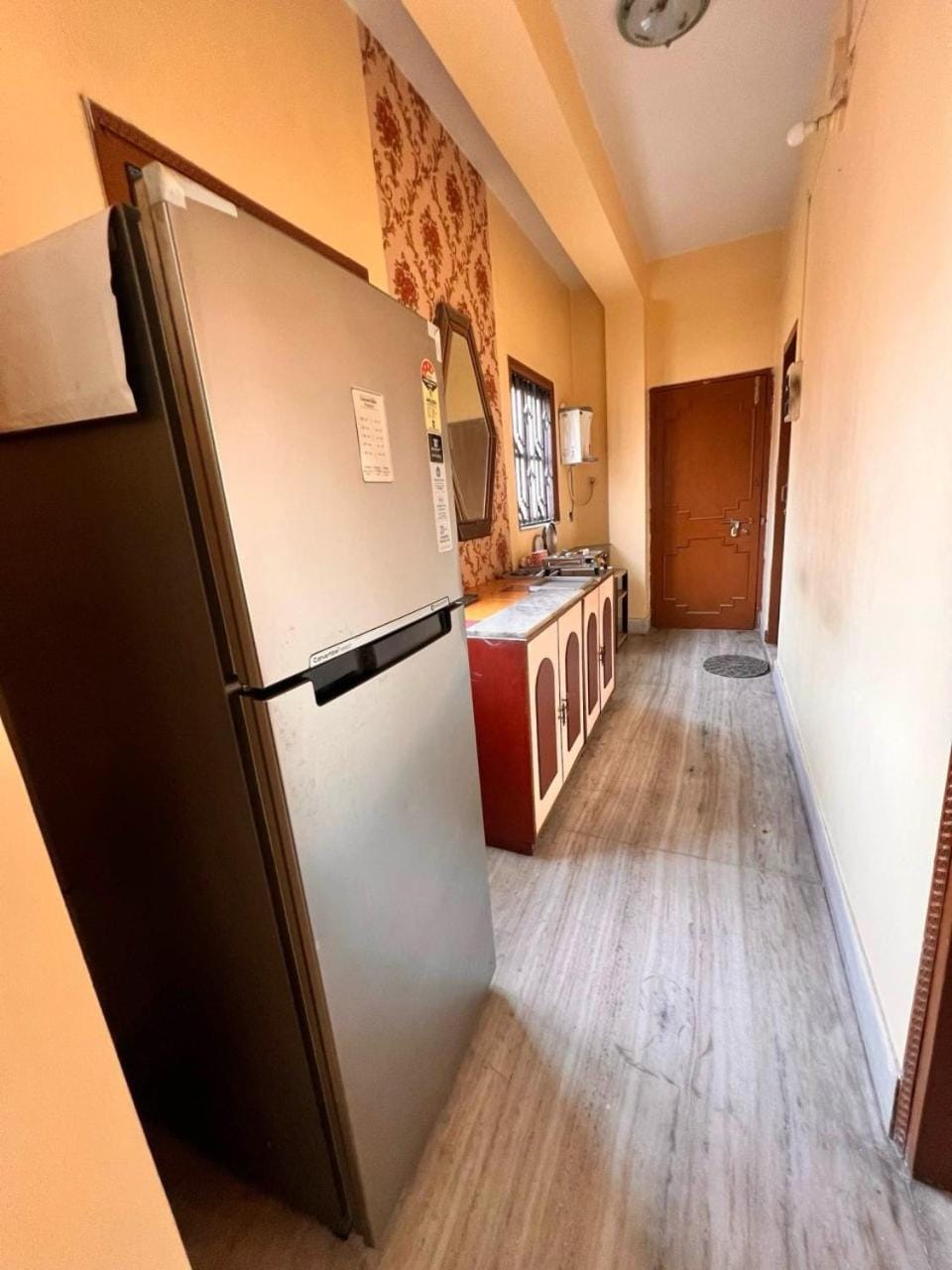 Kitchen or kitchenette, stove, wardrobe