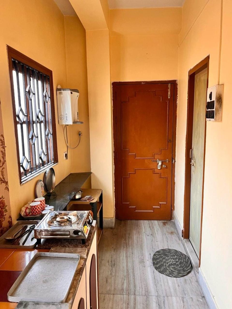 Kitchen or kitchenette, wardrobe