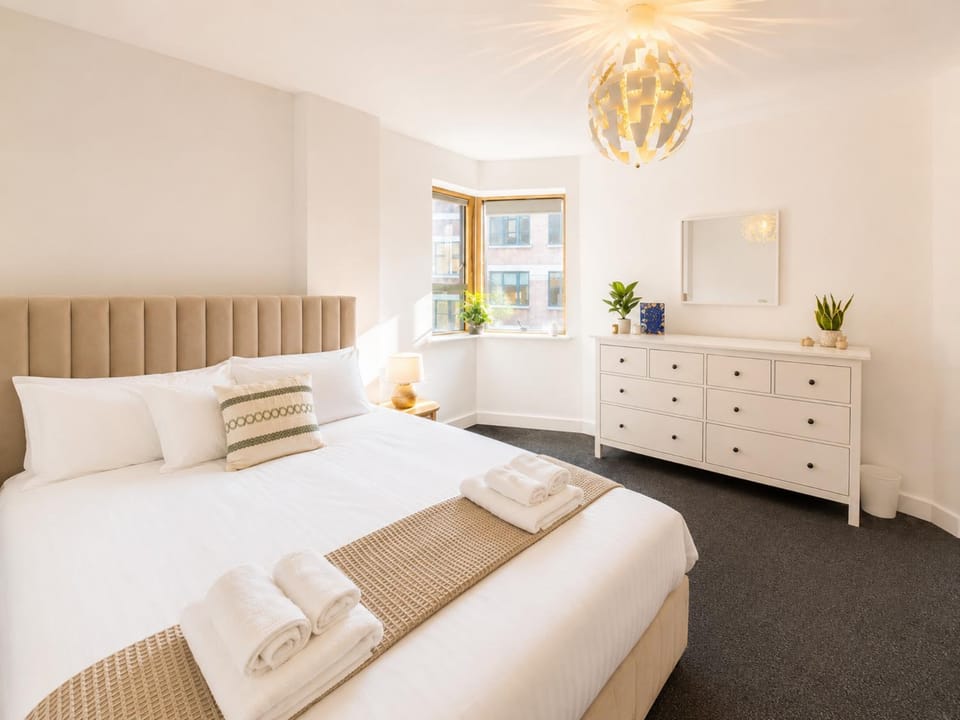 Spacious 3BDR Haven in the Heart of East London Apartment in London