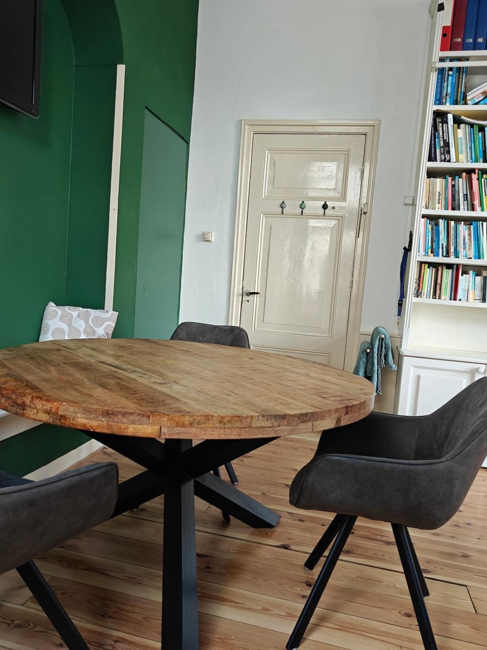 Living room, Bedroom