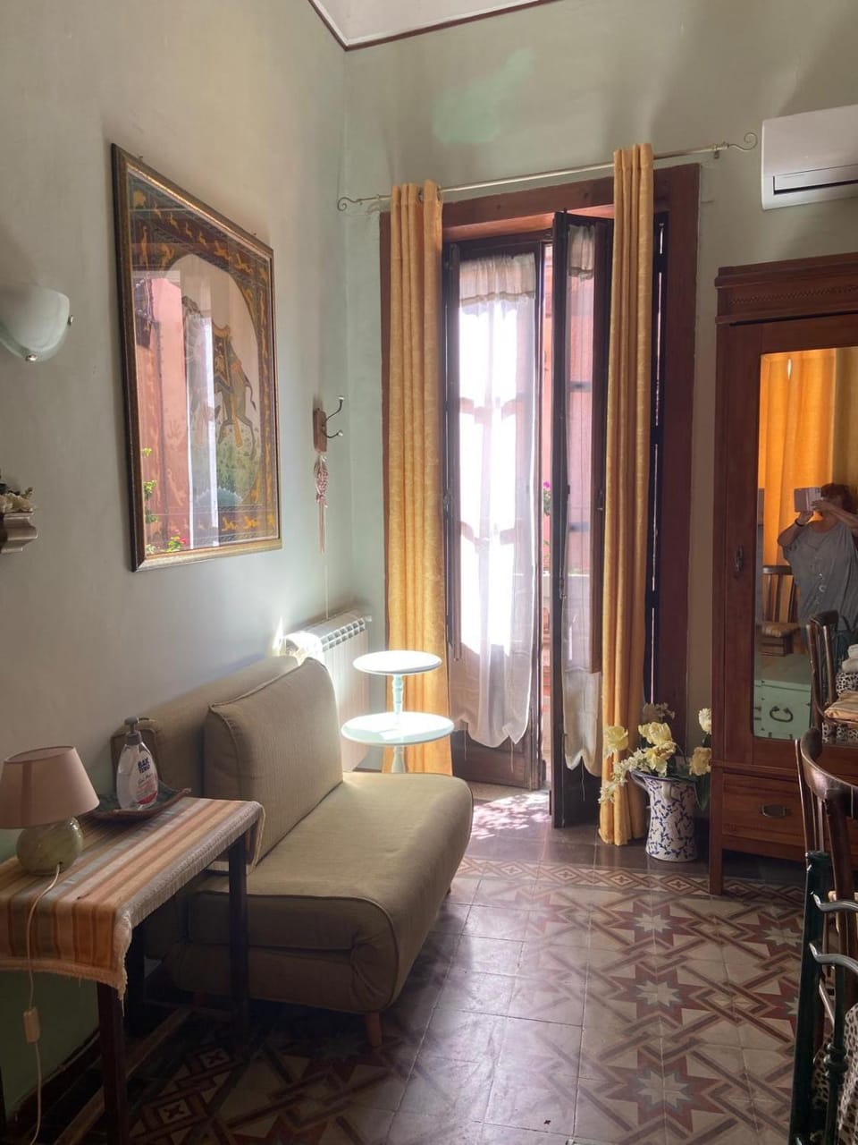 Bedroom, air conditioner