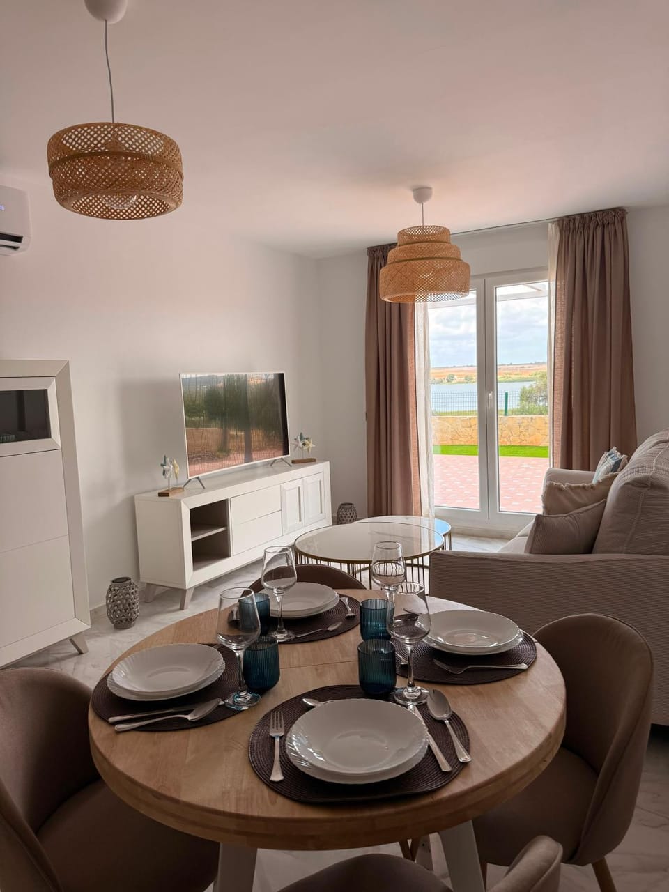 Apartamento Sol Andaluz Vista del Lago Apartment in Sierra de Cádiz