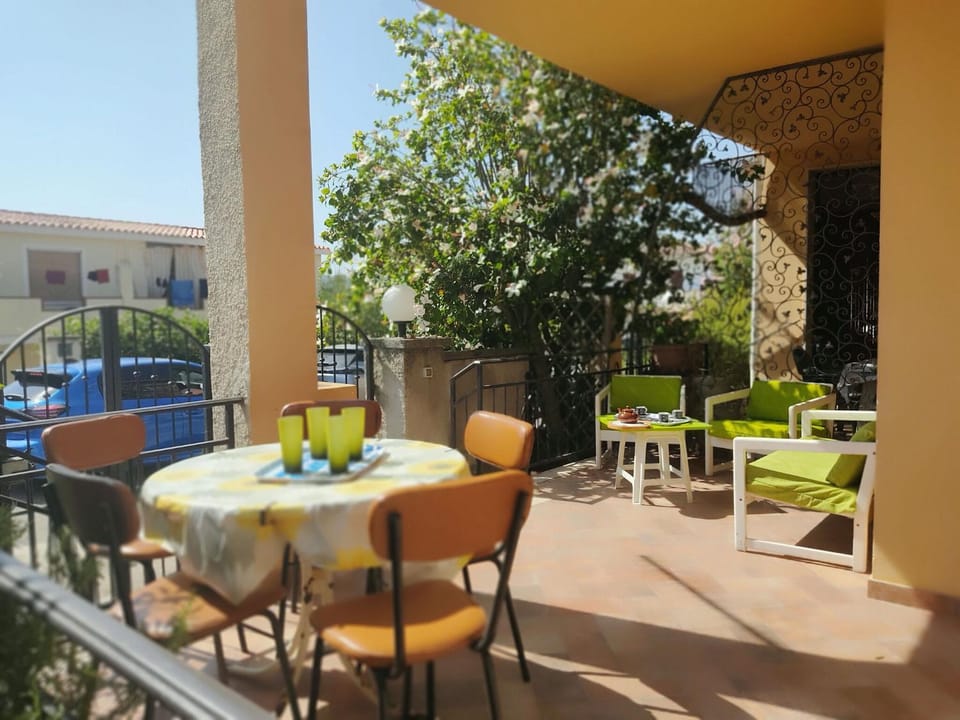Spring, Summer, Balcony/Terrace, Autumn