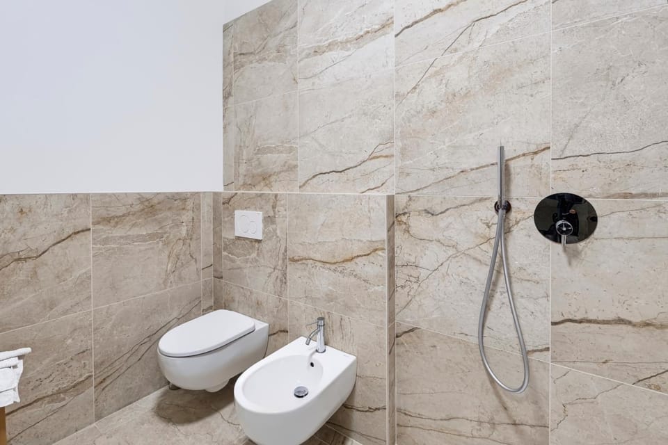 Shower, Toilet, Bathroom, bidet