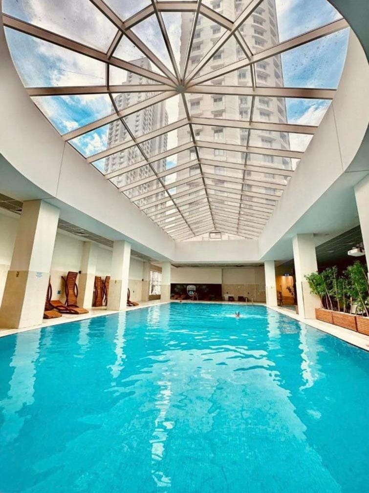 Pool view, Swimming pool
